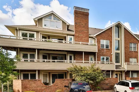 1010 Thoreau Ct #303, Saint Louis, MO 63146