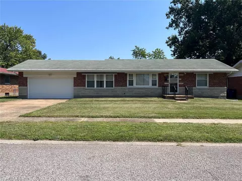 304 Kirk, Ferguson, MO 63135