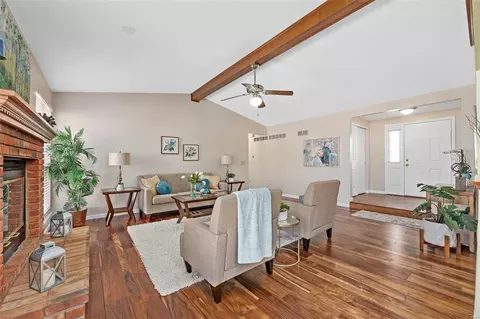 Living - 5 White Chapel Ct, O'fallon, MO 63368 photo 3 of 3