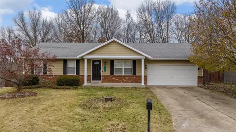 804 N Valleywind Ct, O'fallon, MO 63366 photo 2