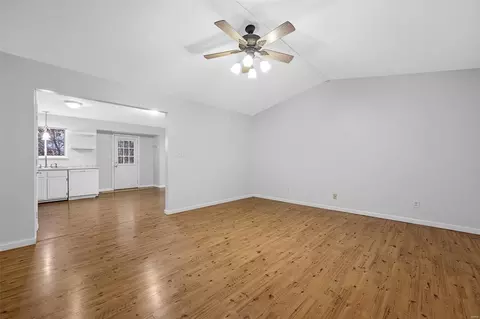 804 N Valleywind Ct, O'fallon, MO 63366 photo 3