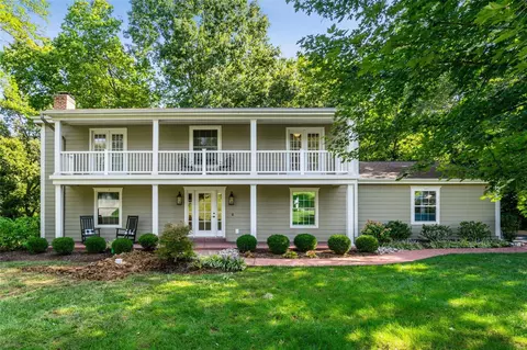 47 Witmer Dr, Chesterfield, MO 63017