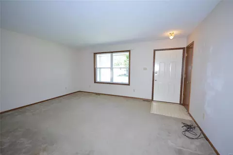 730 Knob Hill Dr, O'fallon, MO 63366 photo 8