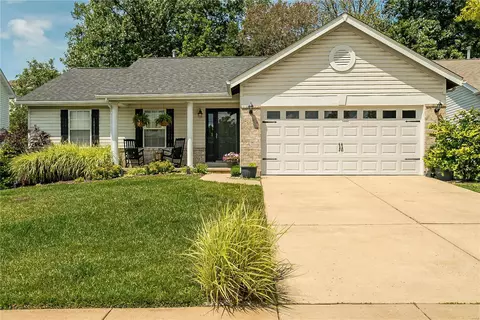 127 Hunters Lake Ct, Eureka, MO 63025
