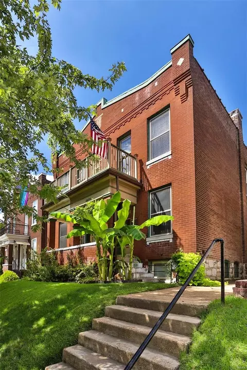 4455 Nebraska Ave, Saint Louis, MO 63111