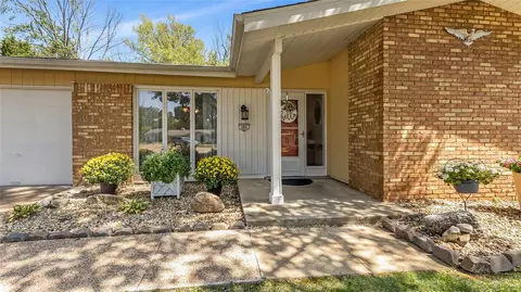 103 Calico Ln, Ballwin, MO 63011 photo 2