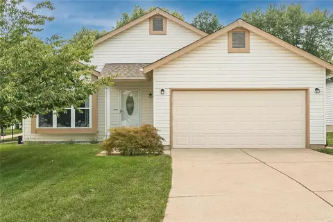 202 Lazy Hollow Ct, Saint Peters, MO 63376