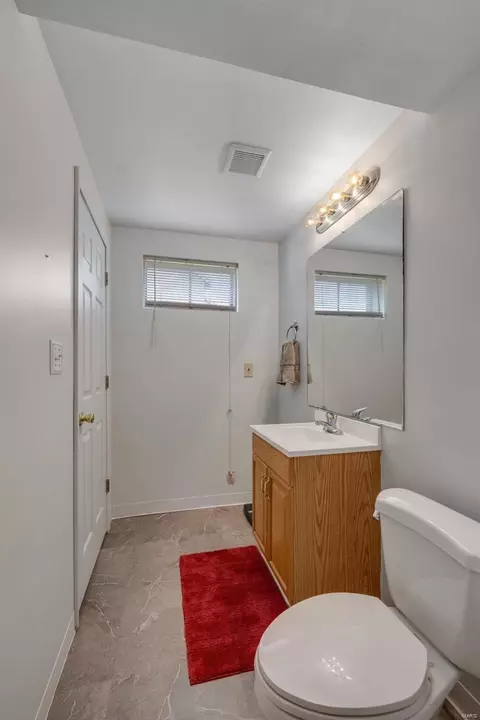 1329 Apple Valley Dr, O'fallon, MO 63366 photo 14