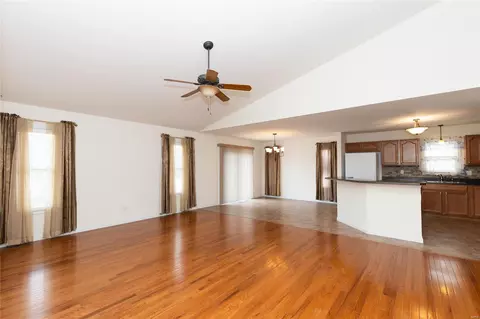 1608 Platinum Ct, O'fallon, MO 63366 photo 6