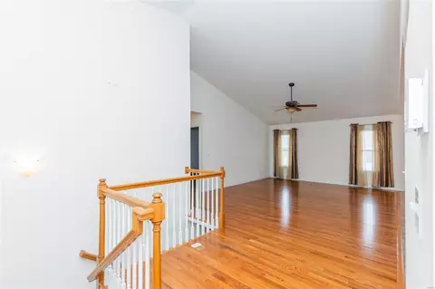 1608 Platinum Ct, O'fallon, MO 63366 photo 5
