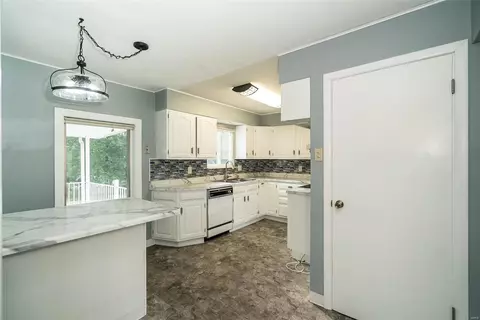 120 Lock Dr, Ballwin, MO 63011 photo 13