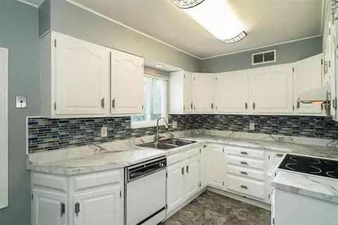 120 Lock Dr, Ballwin, MO 63011 photo 21