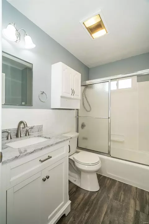 120 Lock Dr, Ballwin, MO 63011 photo 24