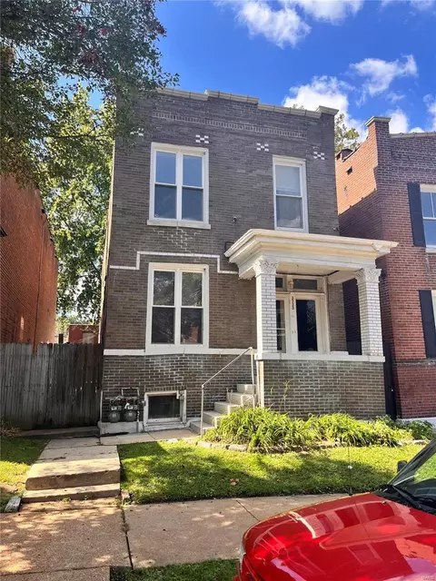 3733 Michigan Ave, Saint Louis, MO 63118
