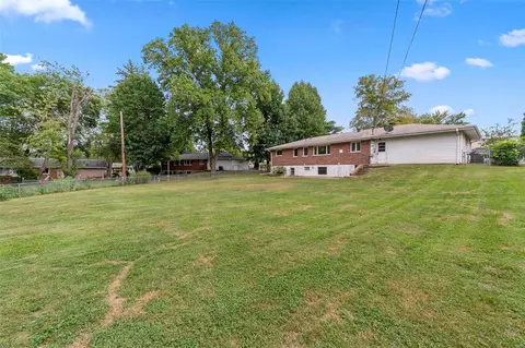 142 Romine Cir, Ballwin, MO 63011 photo 37