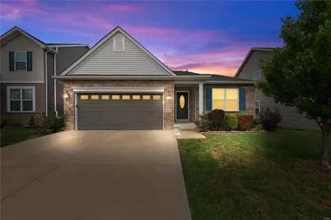 604 Wilmer Meadow Dr, Wentzville, MO 63385