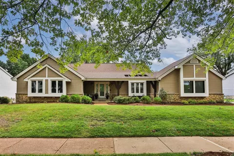 2530 Peppermill Ridge Dr, Wildwood, MO 63005