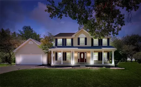 1810 Sparks Ct, Wildwood, MO 63011