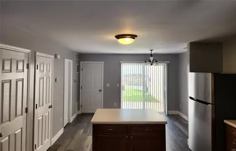 419 Wild Oak Dr, O'fallon, MO 63368 photo 3