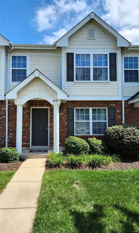 419 Wild Oak Dr, O'fallon, MO 63368