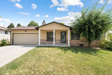 2834 Park Valley Dr, Saint Peters, MO 63376