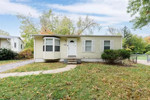 1235 Congress Ave, Saint Louis, MO 63138