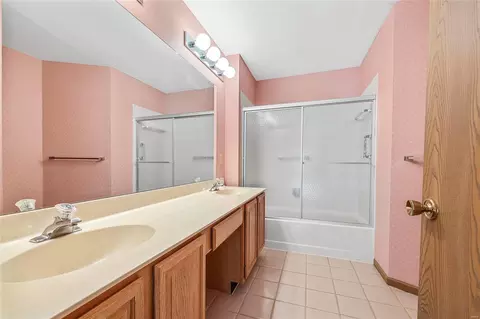 716 Woodside Trails Dr #203, Ballwin, MO 63021 photo 18