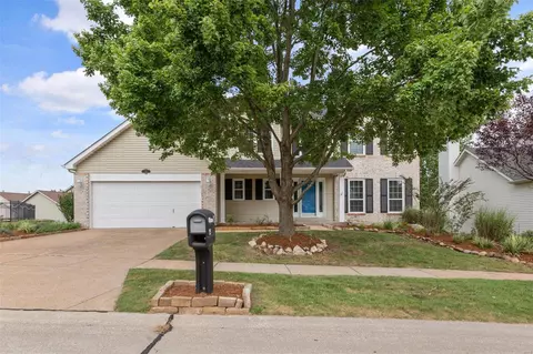 119 Meramec Ridge Dr, Fenton, MO 63026