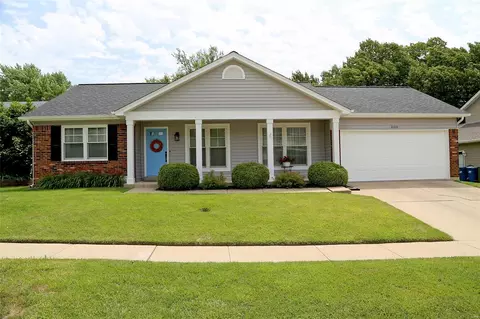 3160 Blaiser Ln, Maryland Heights, MO 63043