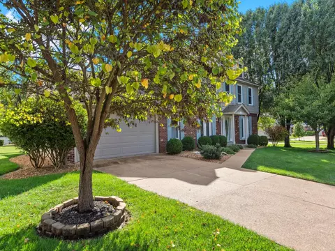 1308 Parkview Meadows Dr, Ballwin, MO 63011 photo 3