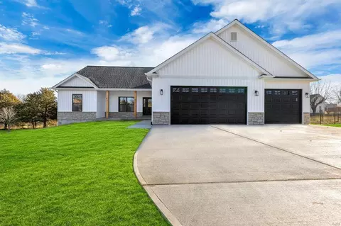 2 Meta Ln, Wentzville, MO 63385