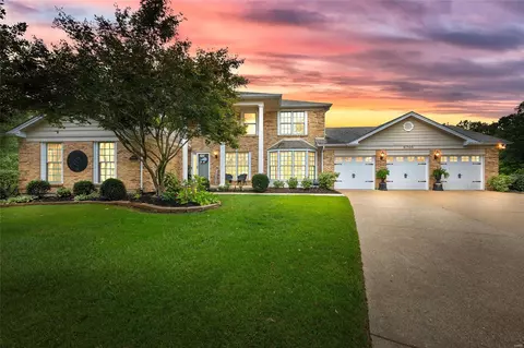 6701 Wynfield Terrace Dr, Saint Louis, MO 63129