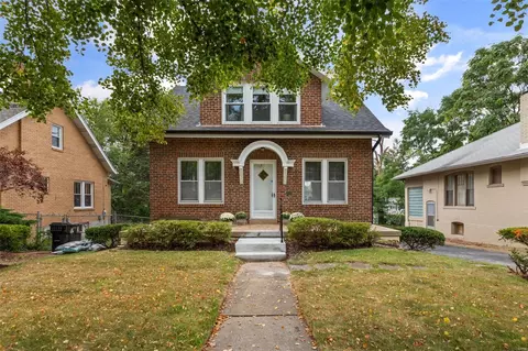 7420 Lynn Ave, University City, MO 63130