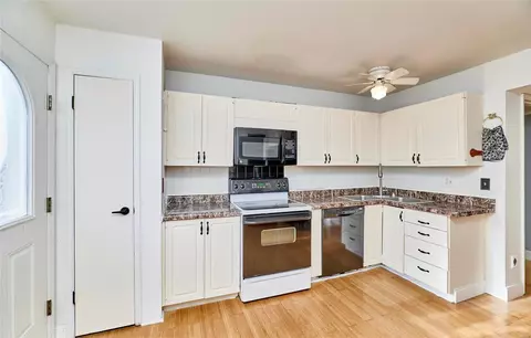 108 Carmel Woods Dr, Ellisville, MO 63021 photo 16