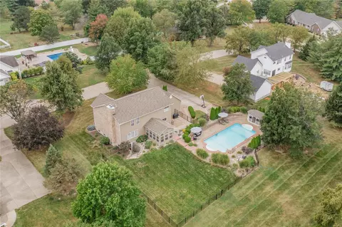 341 Round Tower Dr E, Saint Charles, MO 63304 photo 31