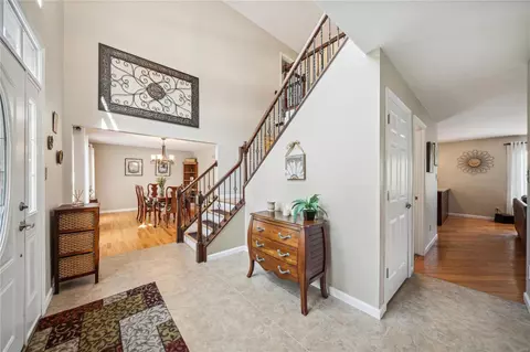 341 Round Tower Dr E, Saint Charles, MO 63304 photo 3