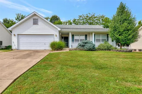 17 Spangle Way Dr, O'fallon, MO 63366
