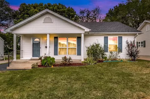 1145 S Benton Ave, Saint Charles, MO 63301