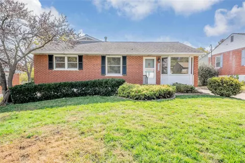 10834 Lawnbrook Dr, Saint Louis, MO 63123