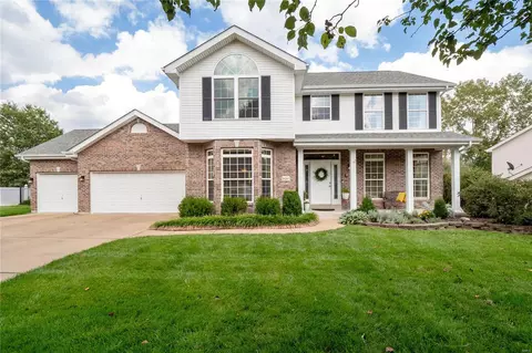16265 Autumn View Terrace Dr, Ellisville, MO 63011