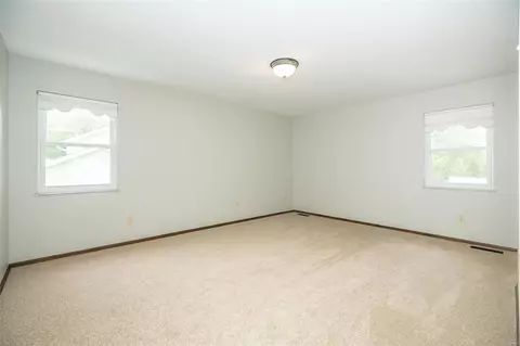 272 Oak Path Dr, Ballwin, MO 63011 photo 21