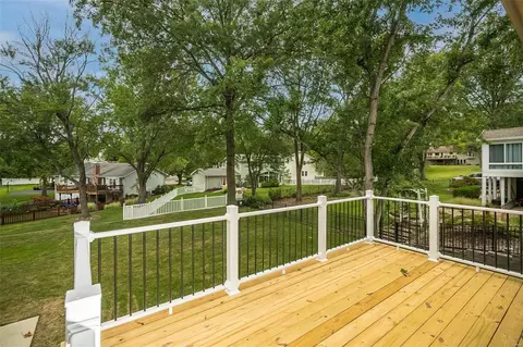 272 Oak Path Dr, Ballwin, MO 63011 photo 28