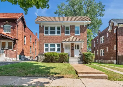 1020 Claytonia, Saint Louis, MO 63117