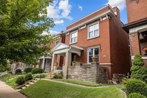 3865 Wyoming St, Saint Louis, MO 63116