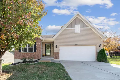 1407 Tree Stump Dr, Wentzville, MO 63385