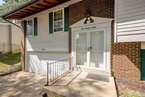 360 Towerwood Dr, Ballwin, MO 63021 photo 3