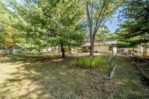 360 Towerwood Dr, Ballwin, MO 63021 photo 42