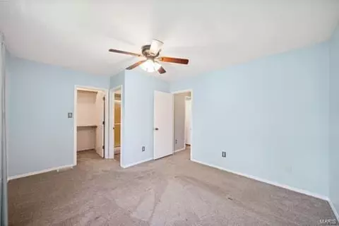 198 Carmel Woods Dr, Ellisville, MO 63021 photo 9