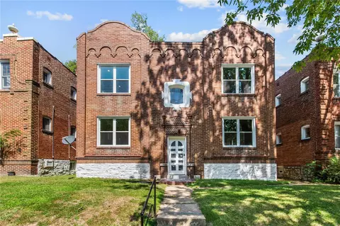 4547 Flad Ave, Saint Louis, MO 63110
