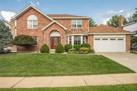 318 Beacon Point Ln, Wildwood, MO 63040